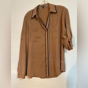 Women’s Express Business Casual Shirt